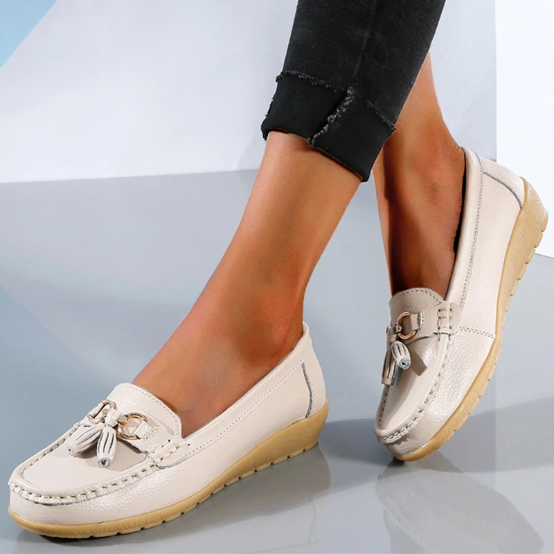 Cassandra Nightingale | Tasselled Leather Loafers