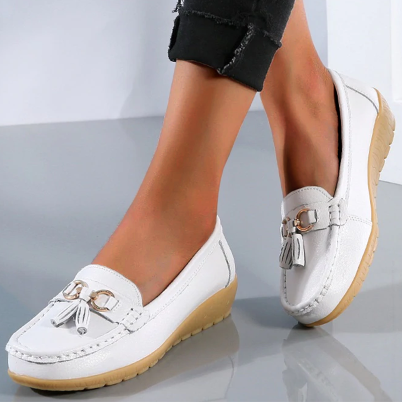 Cassandra Nightingale | Tasselled Leather Loafers