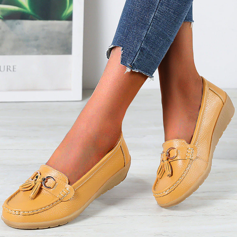 Cassandra Nightingale | Tasselled Leather Loafers