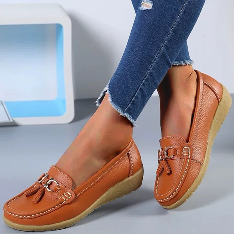 Cassandra Nightingale | Tasselled Leather Loafers