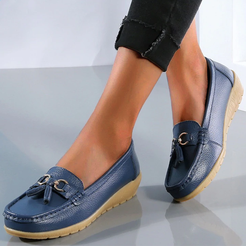 Cassandra Nightingale | Tasselled Leather Loafers