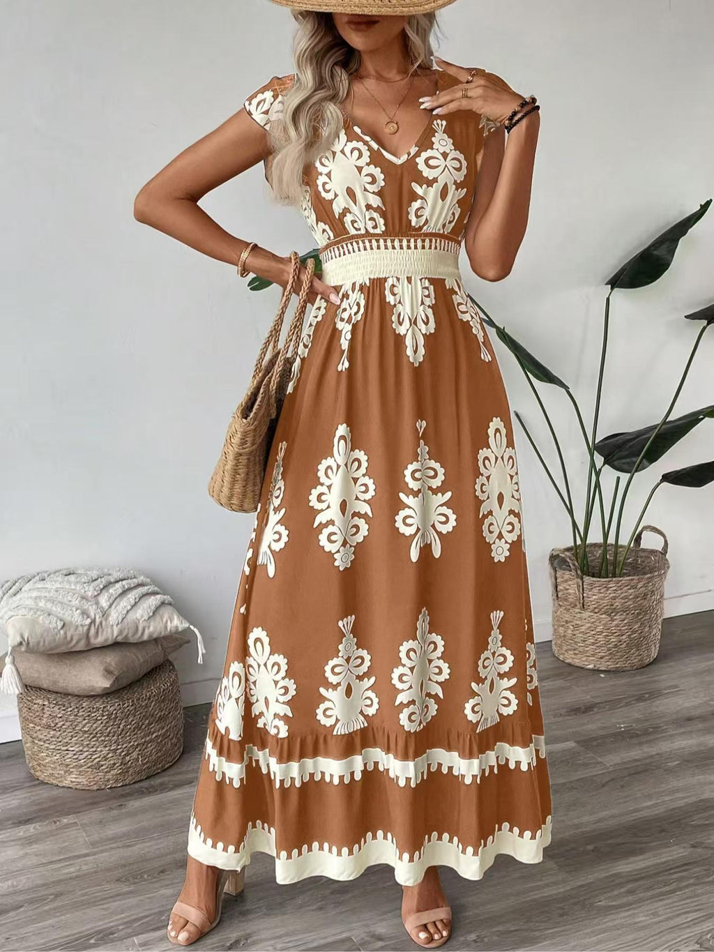 Amelia Winstone | Printed V-Neck Maxi Dress With Waist Tie