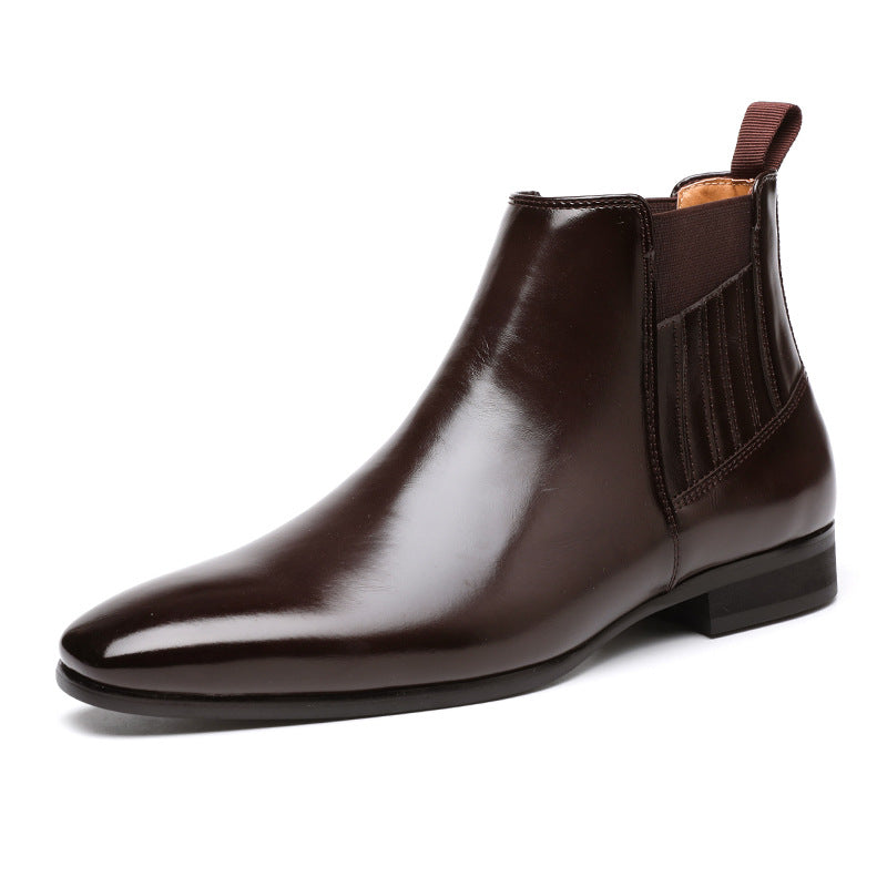 Callum Bexley | Pointed Toe Chelsea Boots in Black Leather