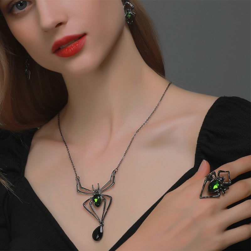 Freya Whitlock | Gothic Spider Necklace With Emerald Stone Detail