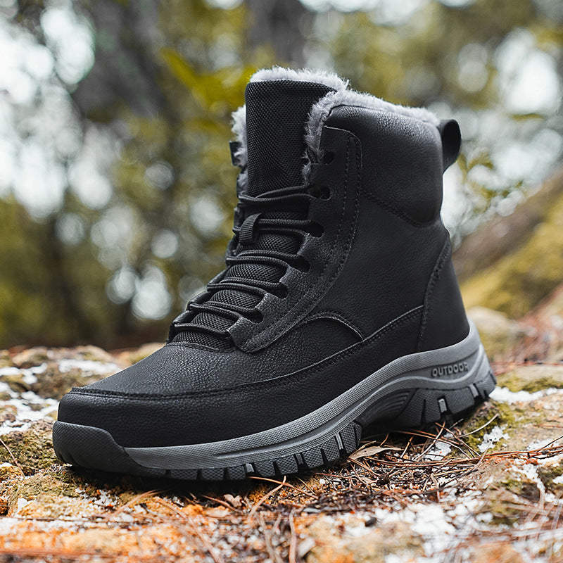 Duncan Pembroke | Fleece-Lined Lace-Up Snow Boots