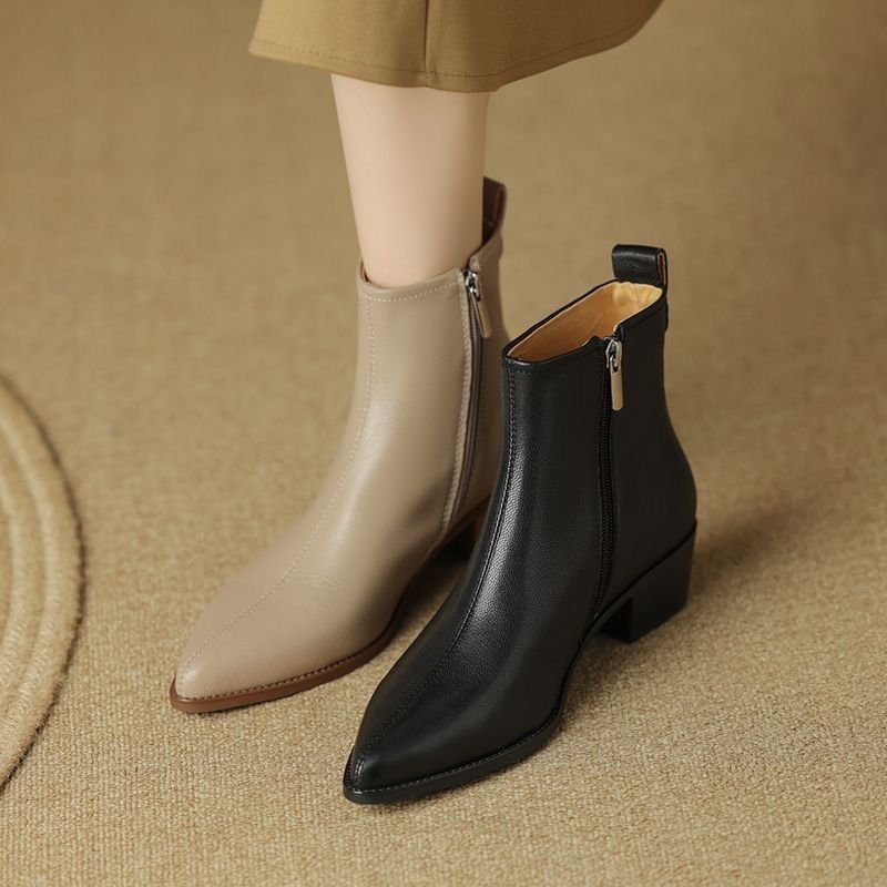 Phoebe Ainscough | Pointed-Toe Ankle Boots With Side Zip
