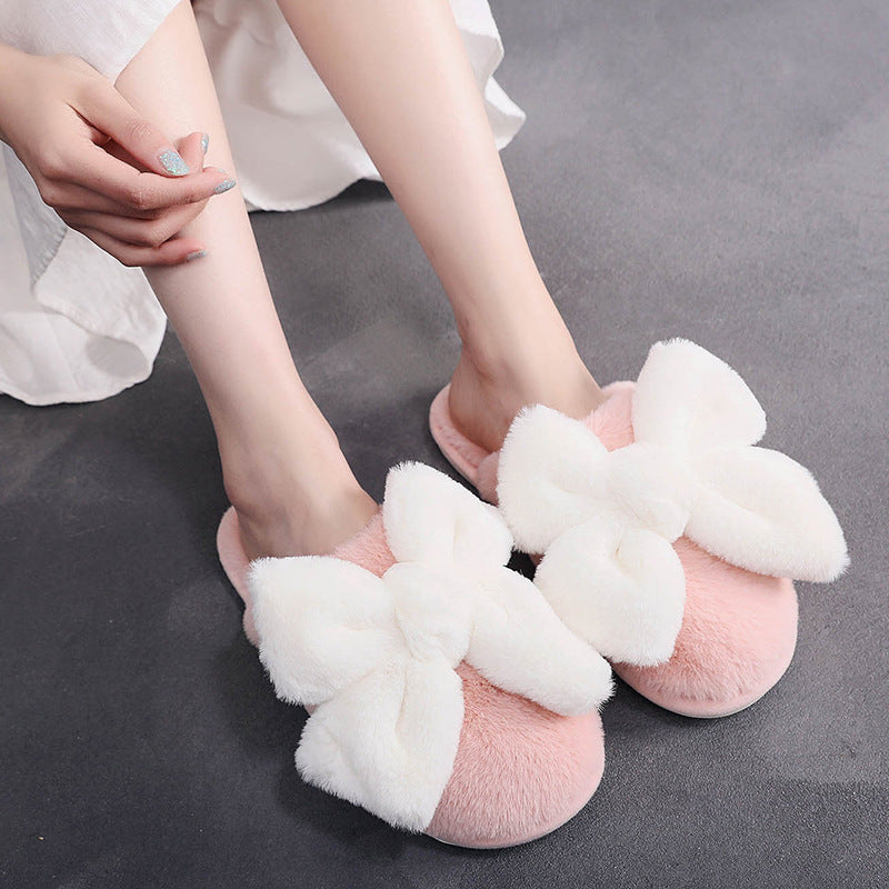 Phoebe Kingston | Faux Fur Bow Slippers