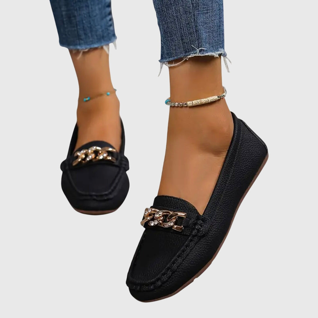 Beatrice Fowler | White Leather Loafers With Gold Chain Detail