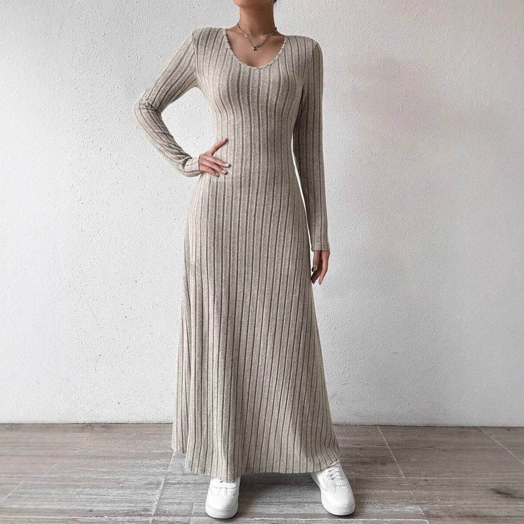 Ophelia Marchbank | Ribbed Knit Maxi Dress With V-Neck Detail