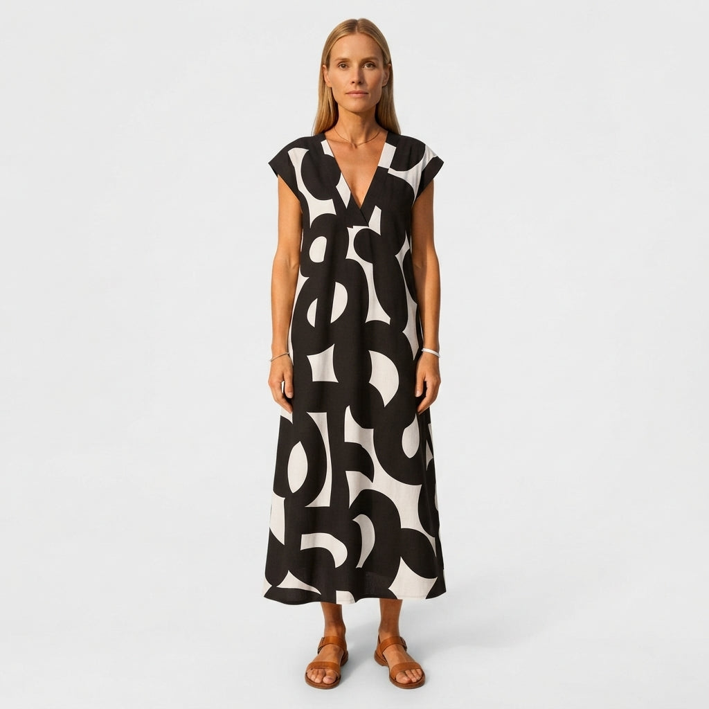 Margot Chevalier | Flowing V-Neck Maxi Dress