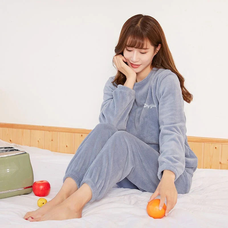 Freya Sutcliffe | Soft Fleece Pajama Set With Long Sleeves