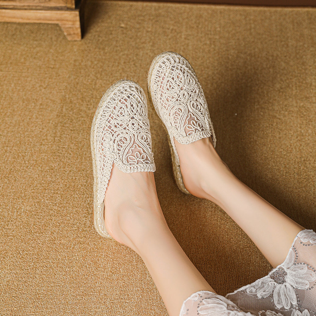 Freya Bexley | Round Toe Hollow-Out Slippers