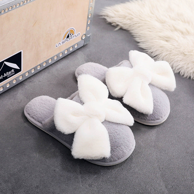 Phoebe Kingston | Faux Fur Bow Slippers