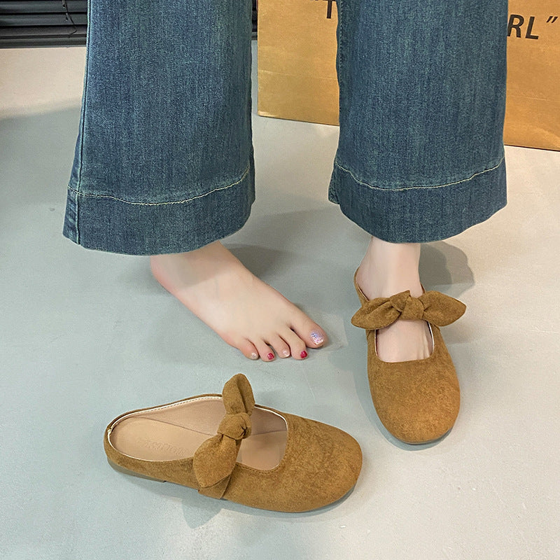 Isla Bramwell | Bow Detail Mule Slippers