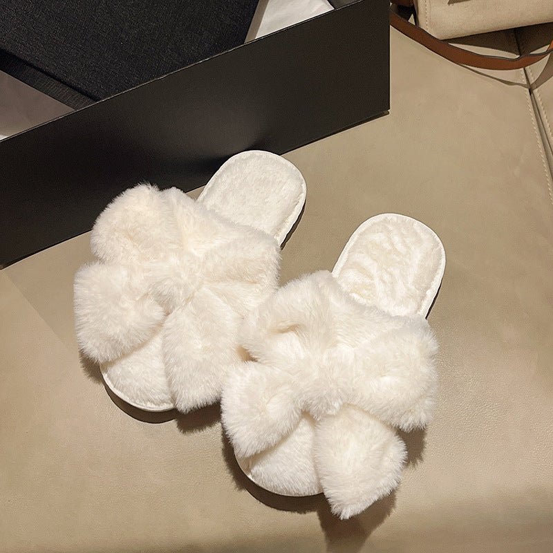 Phoebe Kingston | Faux Fur Bow Slippers