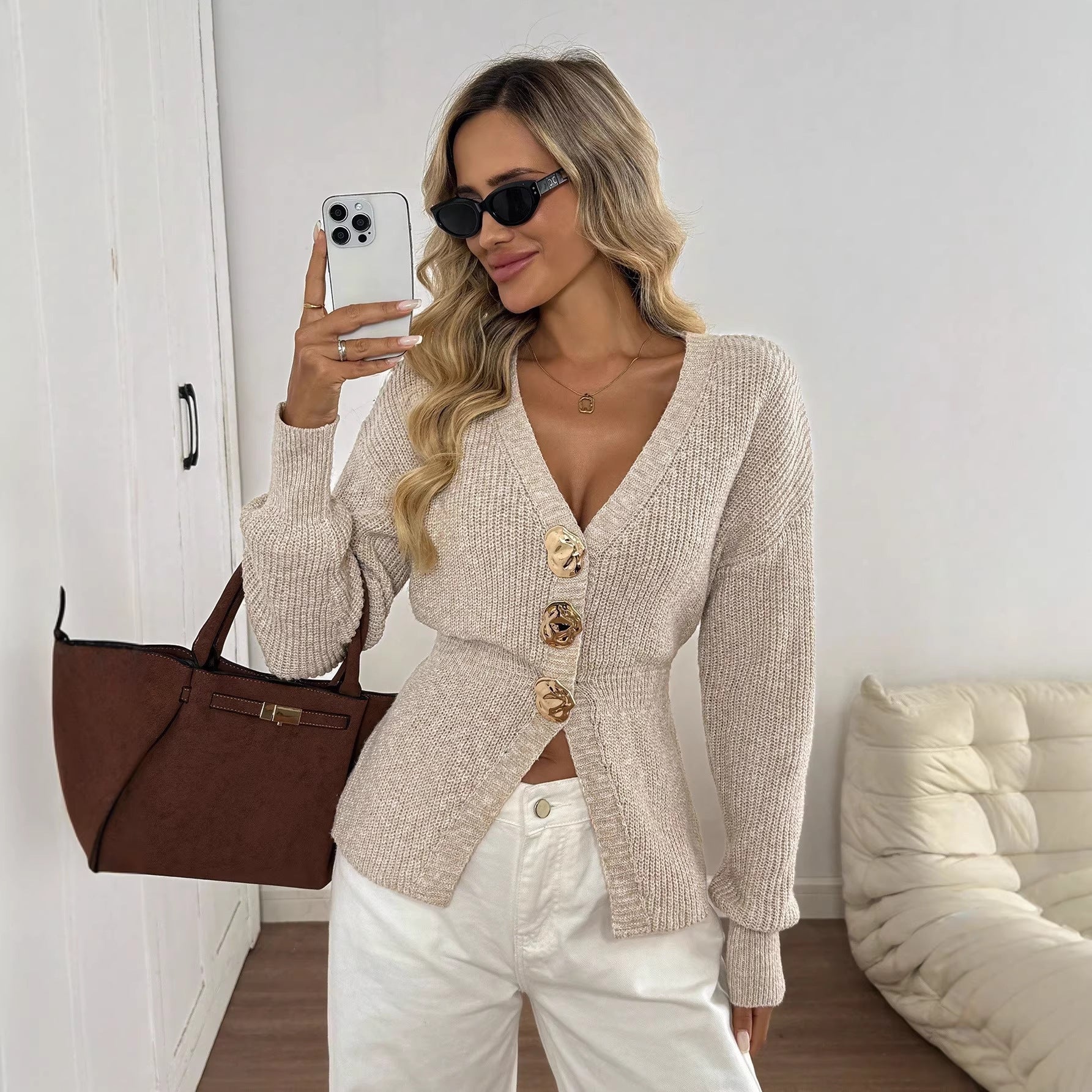 Moira Kilbride | V-Neck Button-Up Knit Cardigan