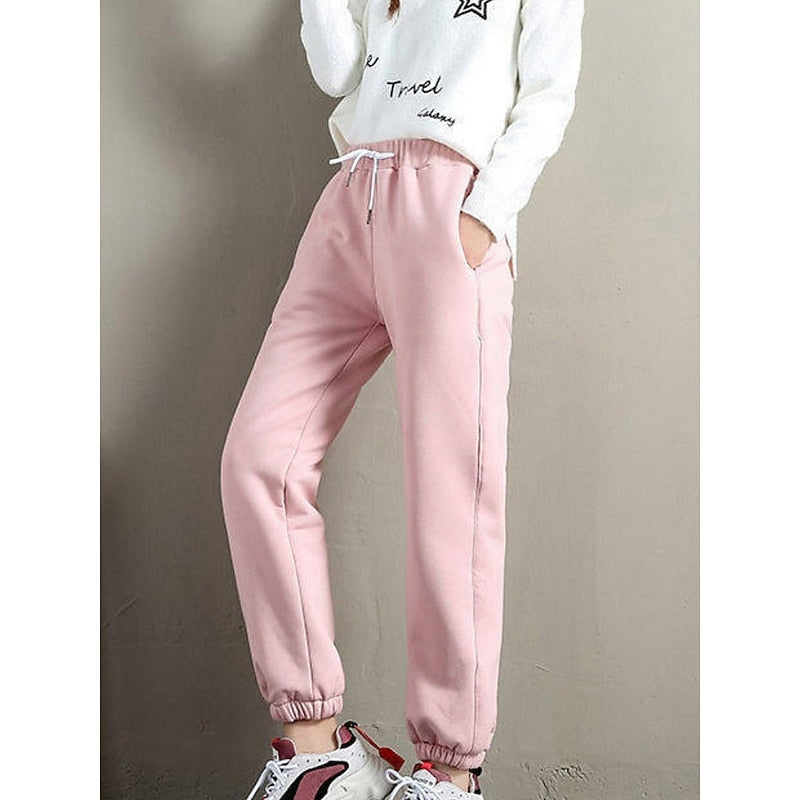 Amelia Sinclair | Cozy High-Waist Fleece Joggers
