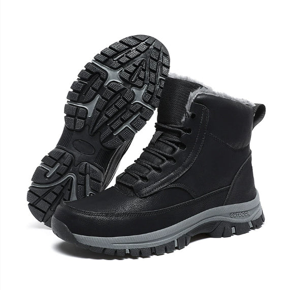 Duncan Pembroke | Fleece-Lined Lace-Up Snow Boots