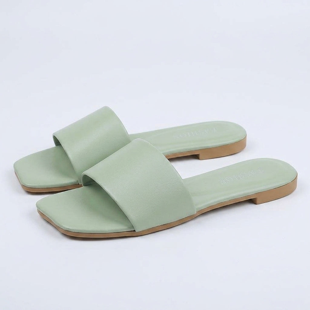 Imogen Taylor | Floral Flat Slippers with Daisy Detail - 605 Green