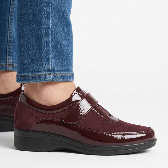 Women's Shock-Absorbing Hook-and-Loop Wedge Loafers