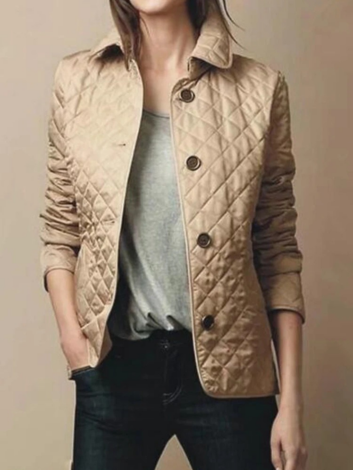 Phoebe Carter | Diamond Quilted Jacket with Turned-Down Collar